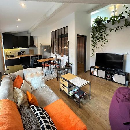 T2 De 40 M2 - Facile D'Acces, Lumineux Et Au Calme Apartment Saint-Genet-Lerpt Bagian luar foto
